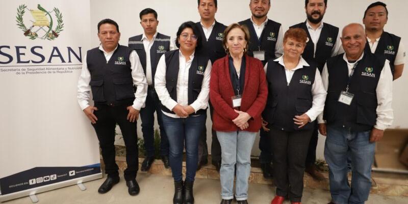Secretaria Palmieri realiza gira de trabajo en Totonicapán y expone plan de trabajo a la delegación