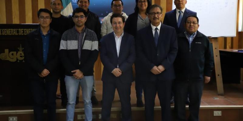 Técnicos del MEM son capacitados para el análisis financiero de proyectos eléctricos