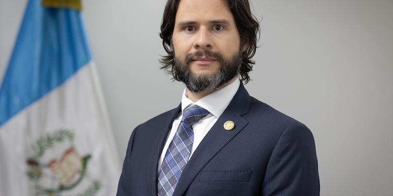 Antonio Romero asume como Viceministro de Inversión y Competencia