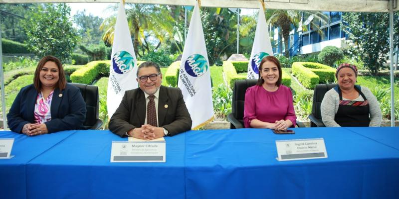 Reconocen a mujeres guatemaltecas cultivadoras de desarrollo