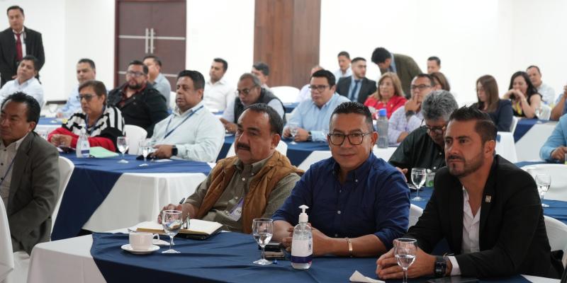 Integrantes de los Codede reciben capacitación promovida por tres instituciones.