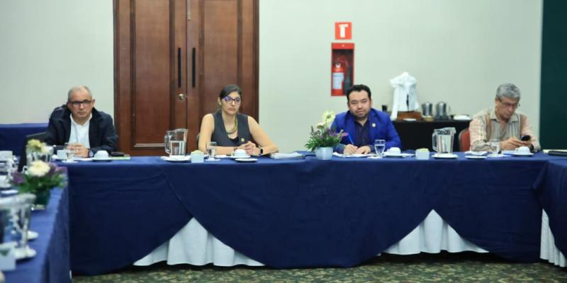 Trabajan en plan para implementar un Registro Único de Agricultores