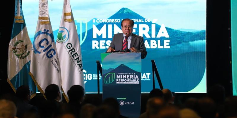 Ministro Ventura destaca la necesidad de gestión eficaz y sostenible de los recursos minerales