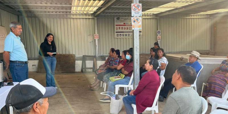 Cooperativistas de Sacatepéquez son capacitados en temas organizativos