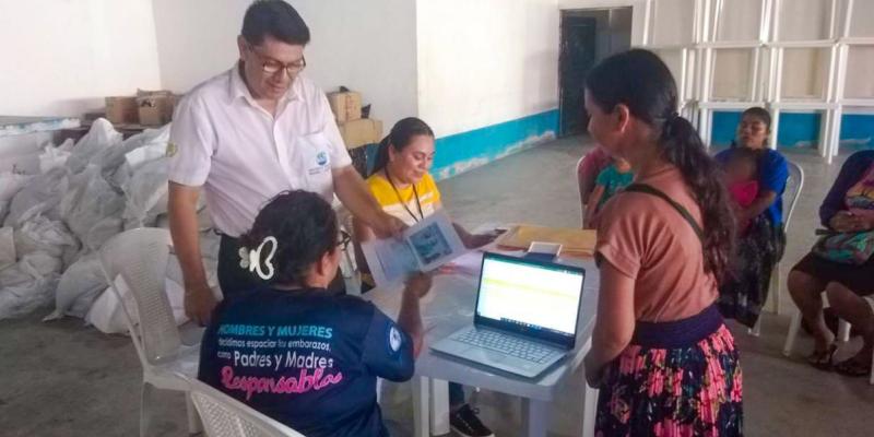 Promueven desarrollo comunitario y nutricional en Sayaxché, Petén