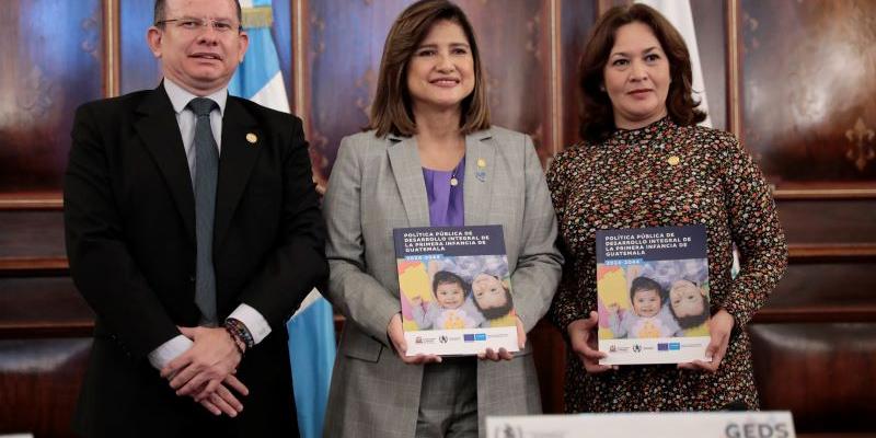 Vicepresidenta Karin Herrera