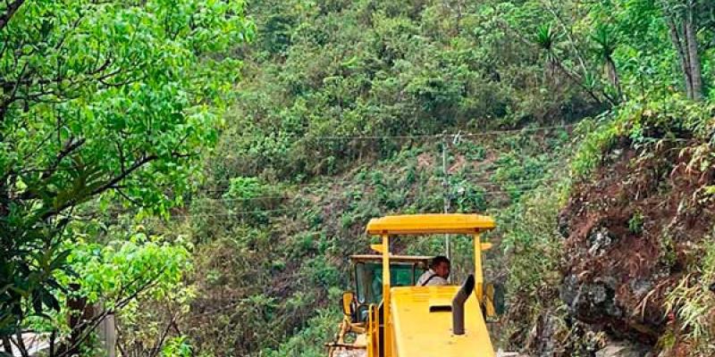 Caminos rurales en Chiquimula y Baja Verapaz 