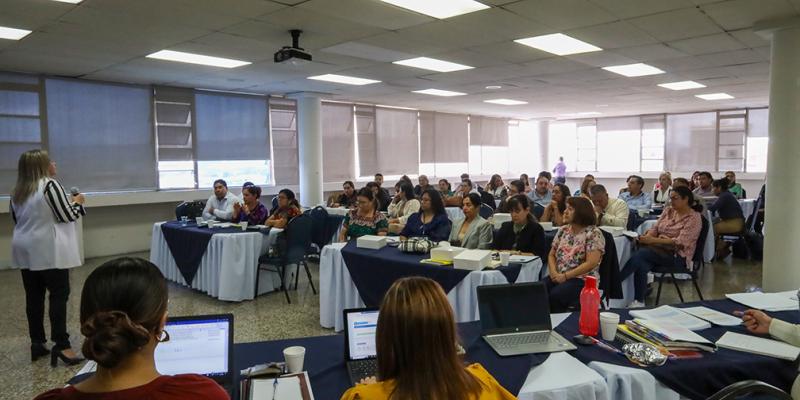 Las capacitaciones al Mineduc fueron presenciales.