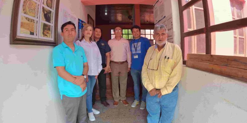 Durante la jornada de supervisión en varias agencias de Correos de Guatemala, el viceministro de Comunicaciones, Axel Bautista, resaltó la urgente necesidad de iniciar un proceso de renovación y reactivación del servicio postal en el país a corto plazo.