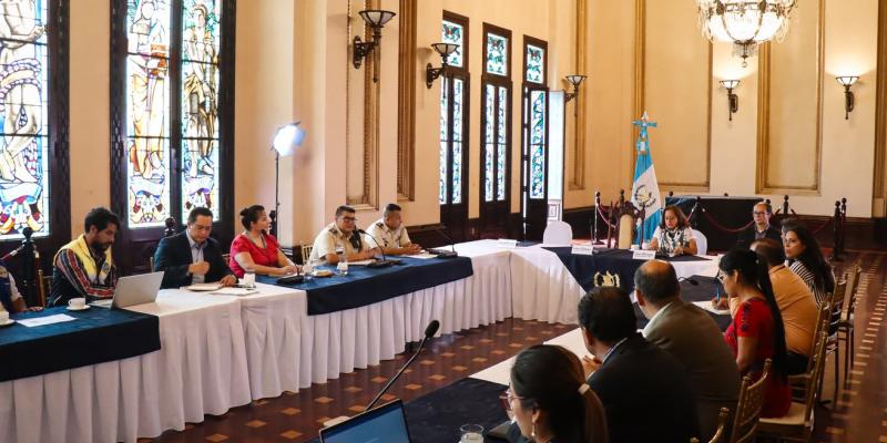 Comunidad científica es convocada para abordar la emergencia causada por los incendios forestales y la contaminación del aire