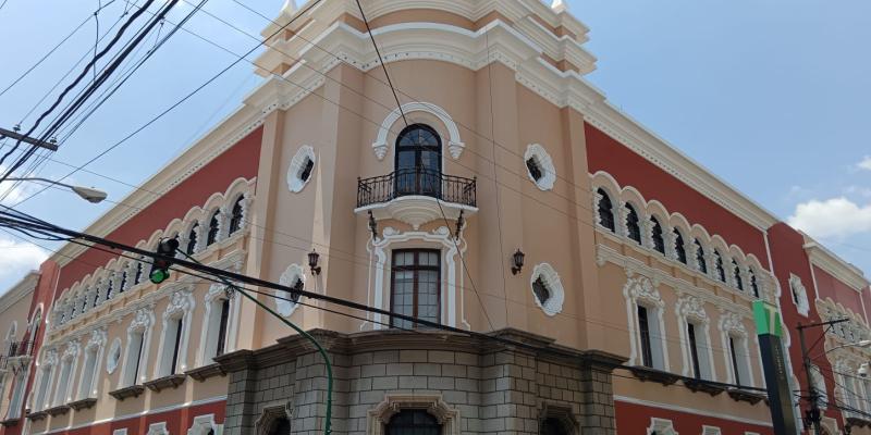 Correos promueve la primera participación internacional