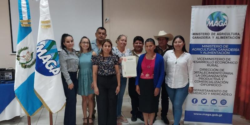 En Zacapa y Jutiapa brindan capacitación en obligaciones y derechos asociativos