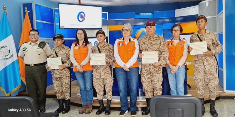 90 Reservistas Militares concluyeron capacitación de Gestión de Riesgos de Desastres.