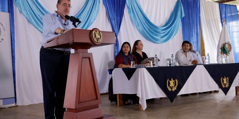 Inaugura remozamiento