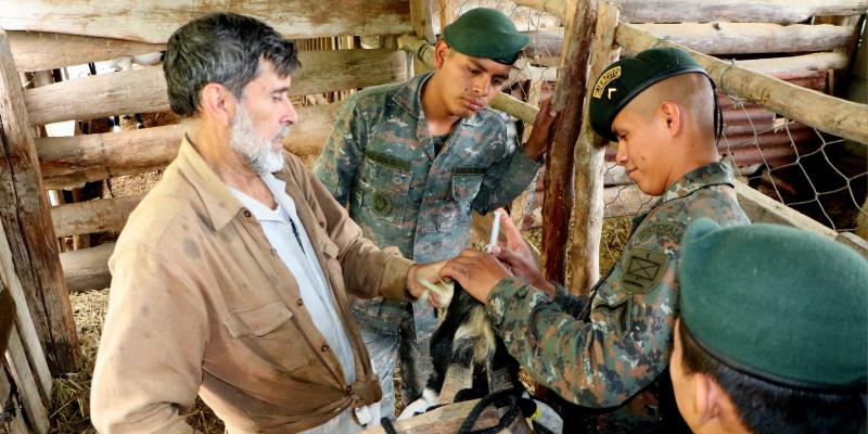 Soldados son capacitados para impulsar emprendimientos al finalizar su servicio