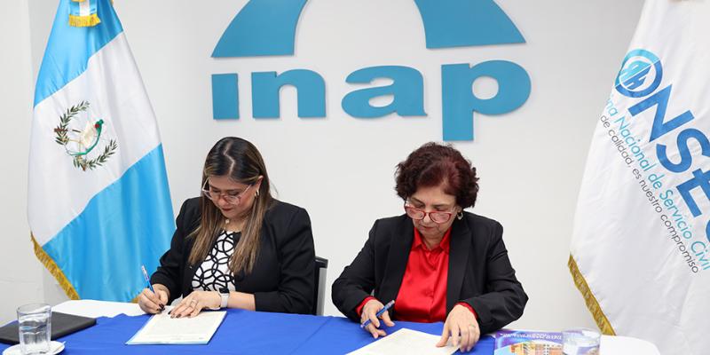 La firma de la carta se llevó a cabo en la sede del INAP