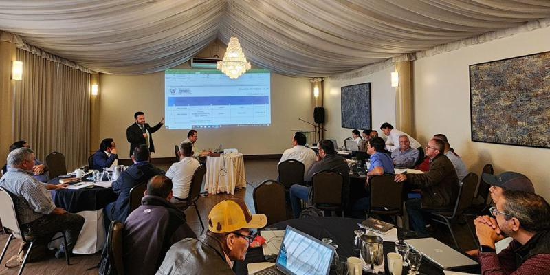 Avanza análisis de proyectos de riego para 2025