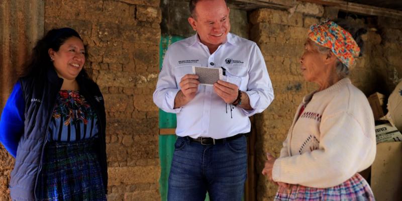 Ministro de Desarrollo Abelardo Pinto 