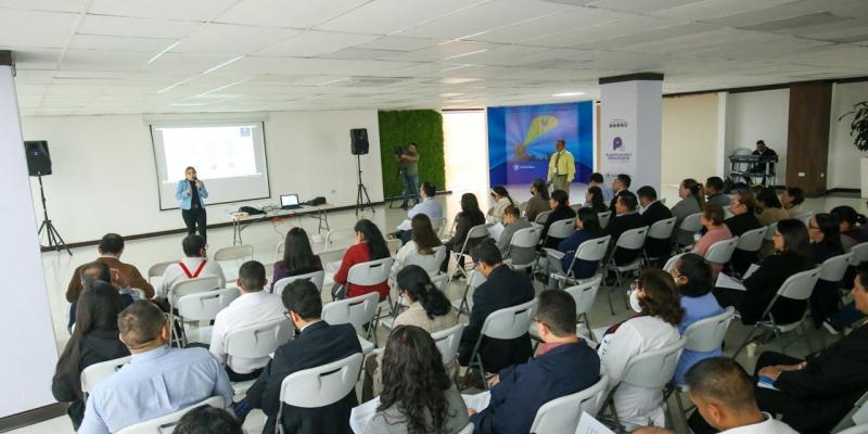 Capacitan a personal del Minfin sobre Declaración de Política Antisoborno