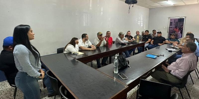 Integran equipo de trabajo de la Agrocadena Apícola Nacional