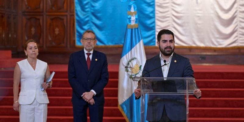 Conferencia de Prensa Semanal