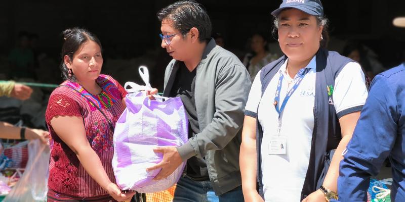 Con entregas de alimentos se combate la inseguridad alimentaria y nutricional