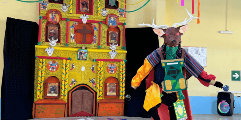 Los bailes folclóricos fueron parte de la celebración de la Independencia en Casa Intermedia