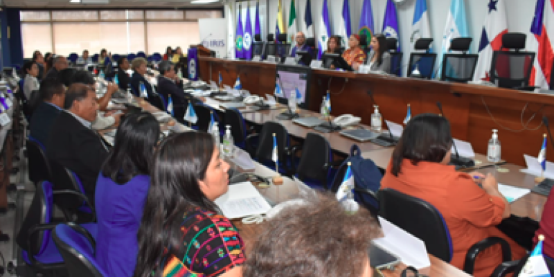Celebran conversatorio para socializar la Política Migratoria de Guatemala en el Parlacen