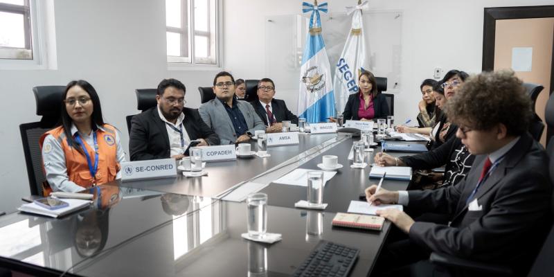 Delegación de Guatemala en reunión virtual con representantes de Colombia. 
