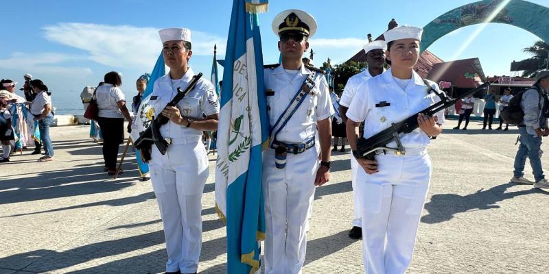 Ejército de Guatemala se une a la celebración de las fiestas de independencia.