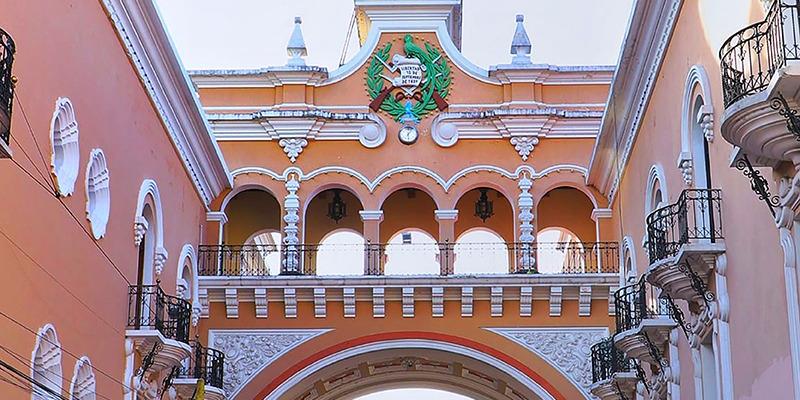 Las actividades de las Escuelas de Arte que funcionan en el Edificio de Correos y Telégrafos no serán interrumpidas.