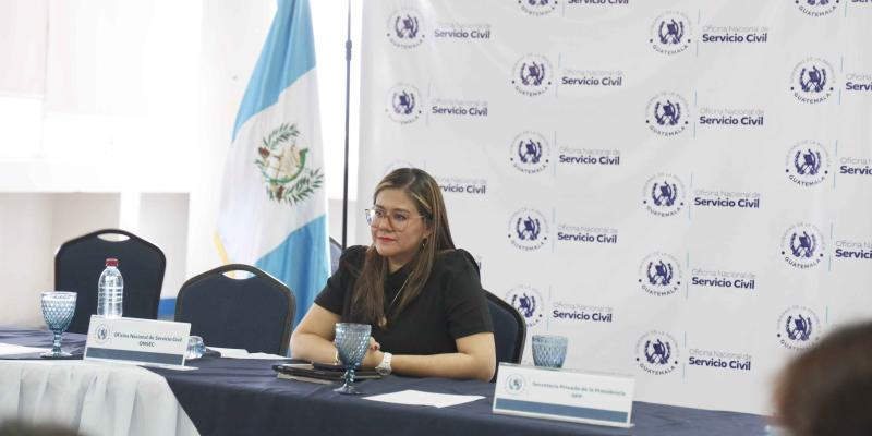 La Directora de la ONSEC participó en la sesión de trabajo.
