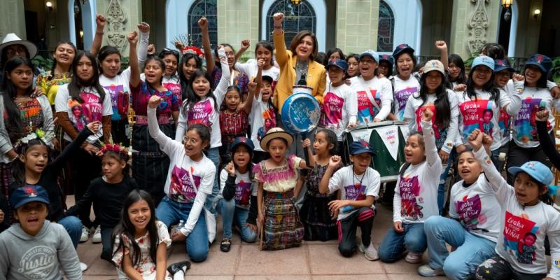 Los actos se llevaron a cabo en el Patio de la Vida, Palacio Nacional de la Cultura.