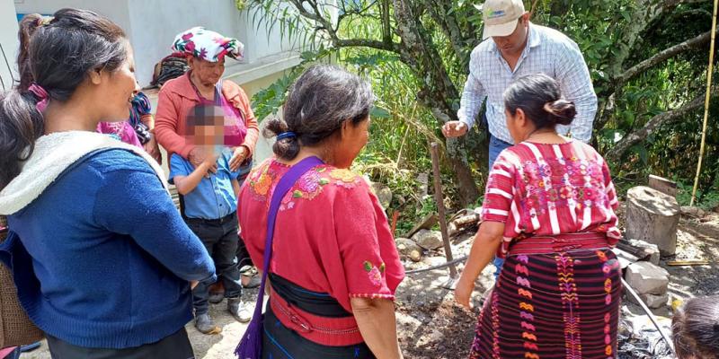 Abono orgánico permite mejores cosechas y beneficia la salud del suelo