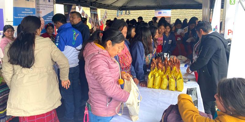 Feria del Agricultor ayuda a la economía de pobladores de Quiché y Suchitepéquez