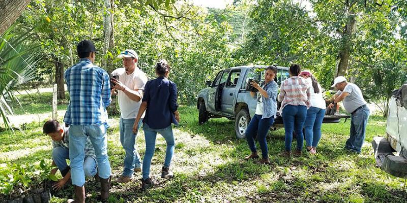 Promueven prácticas sostenibles en Petén
