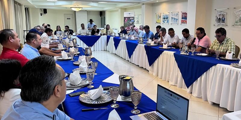 Se desarrolla un diálogo del programa “𝙋𝙚𝙩𝙚́𝙣 𝙢𝙖́𝙨 𝙎𝙤𝙨𝙩𝙚𝙣𝙞𝙗𝙡𝙚”