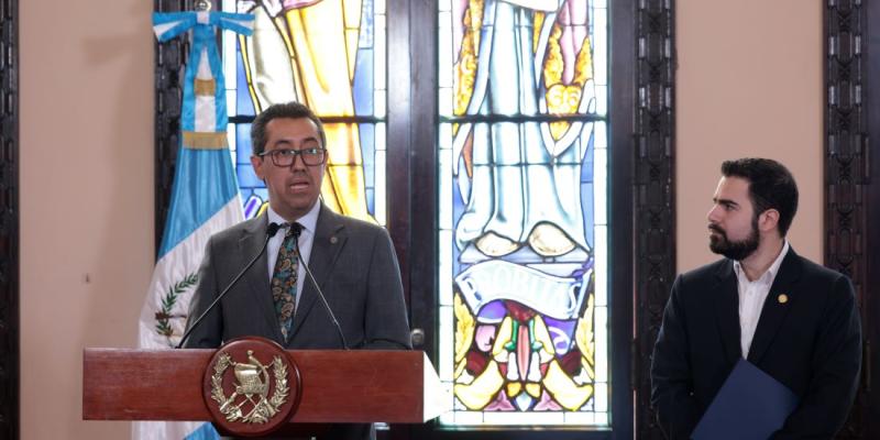 Los funcionarios destacaron que este es un presupuesto para una vida digna, presentando una potente inversión pública en desarrollo social que se centra en educación, salud, conectividad y desarrollo.