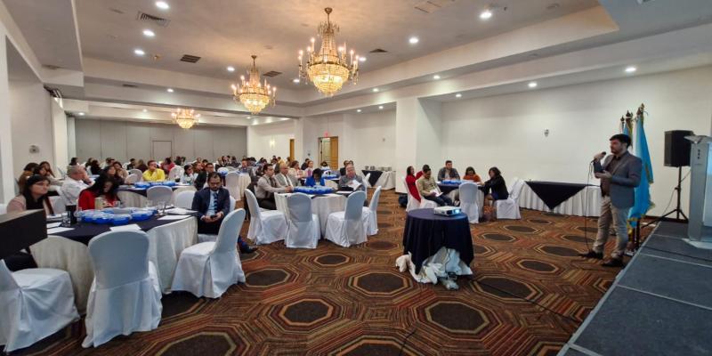 Impulsan uso responsable de los antimicrobianos en animales y agricultura