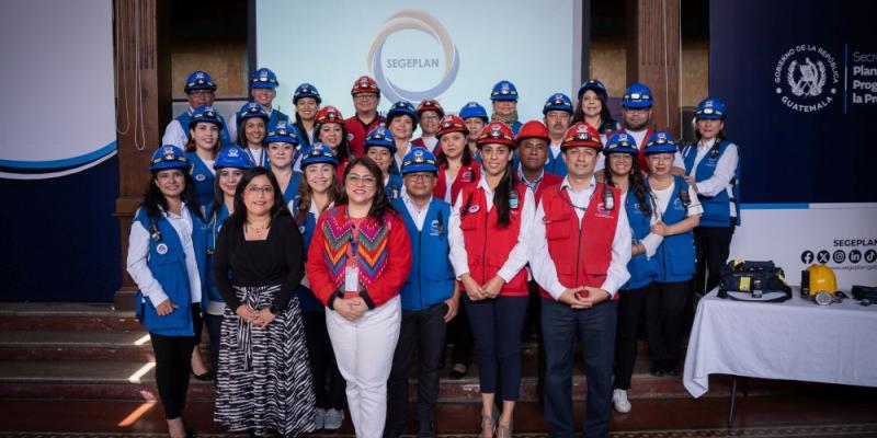 Integrantes de la Brigada de Atención de Emergencia de SEGEPLAN. 