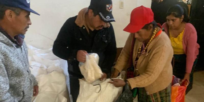 Mas de 18 mil familias reciben alimentos por acciones comunitarias