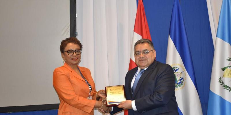 comunicado del Minex