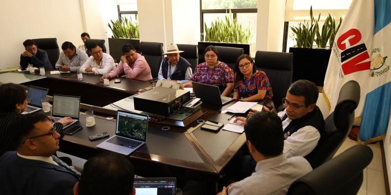 CIV se reúne con autoridades y transportistas de Chimaltenango