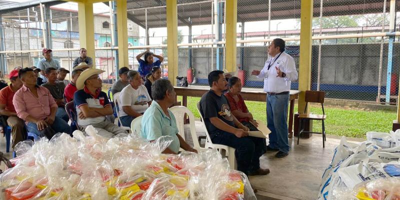 Apoyamos en la prevención y tratamiento de enfermedades del ganado