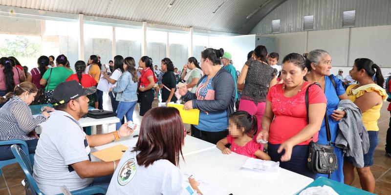 Bono Campesino beneficia a los agricultores peteneros