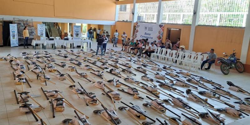 Nuevas entregas de Bono Campesino en once departamentos