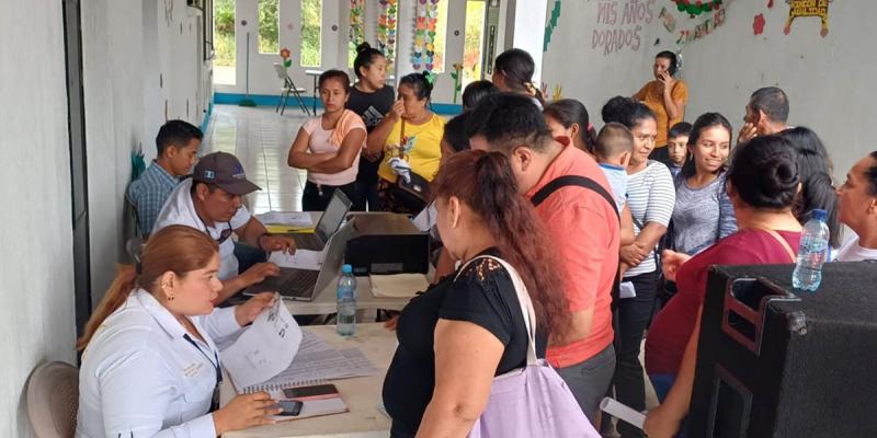 Entregan Bono Campesino en Santa Rosa