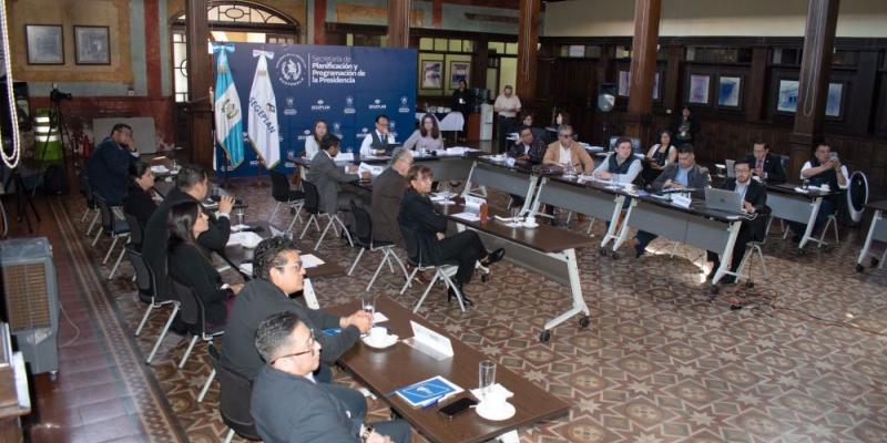 Reunión de la Comisión del Cálculo Matemático en la antigua Casa de la Lotería.