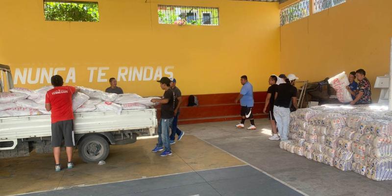 Llegan alimentos para beneficiar a más de 19 mil familias