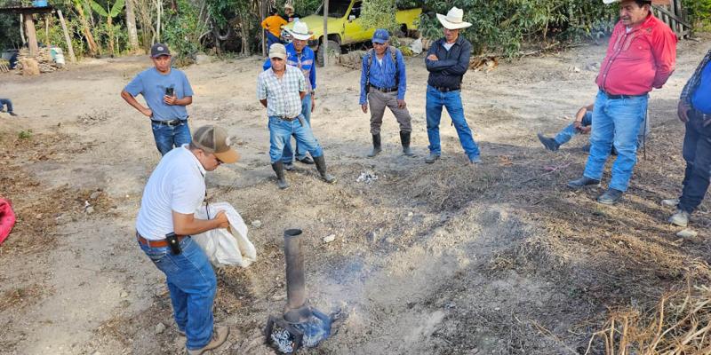 Transforman prácticas agrícolas en San Rafael Las Flores, Santa Rosa